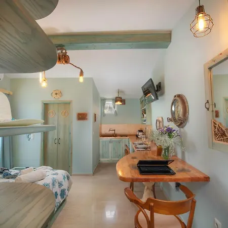 Gregos Rooftop Center W. Sea View Apartment *